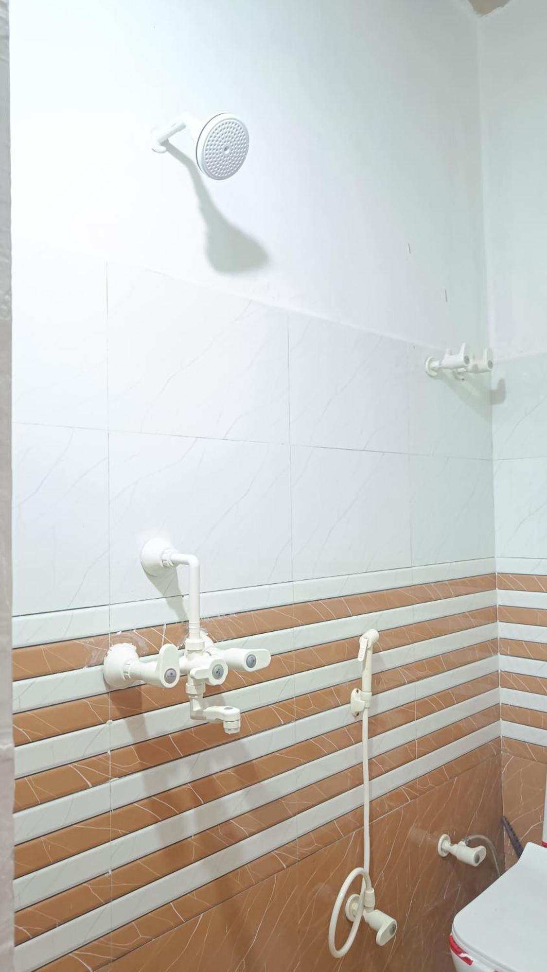 Keshav Narayan Home Stay Матхура Экстерьер фото